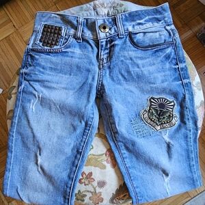 Vintage Guess skinny leg jeans. Size 26. Stretch.